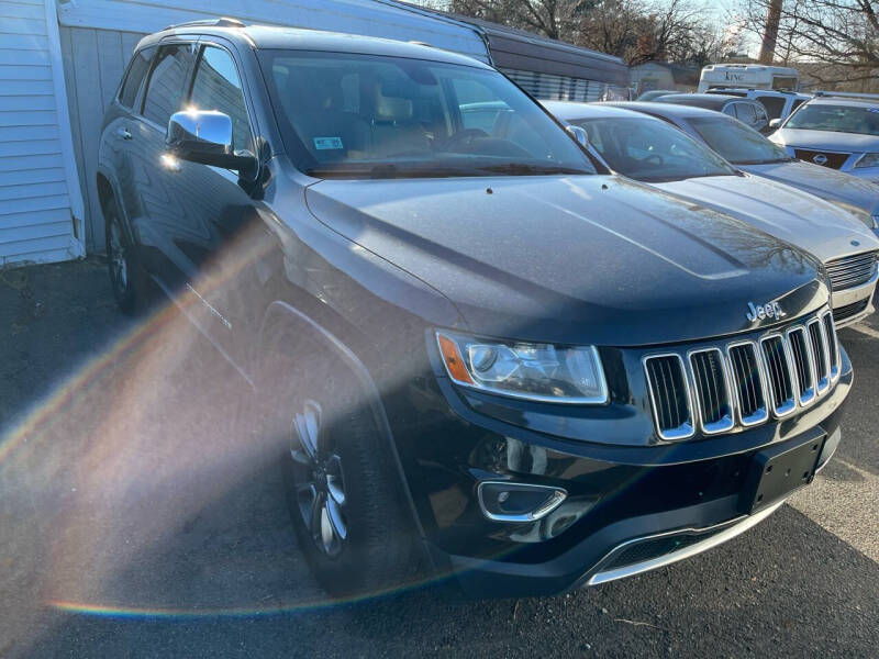 2014 Jeep Grand Cherokee Limited photo 2