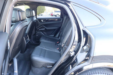 2021 Porsche Cayenne Coupe