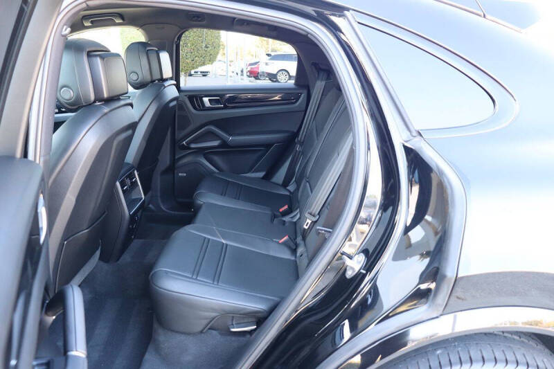 2021 Porsche Cayenne Coupe