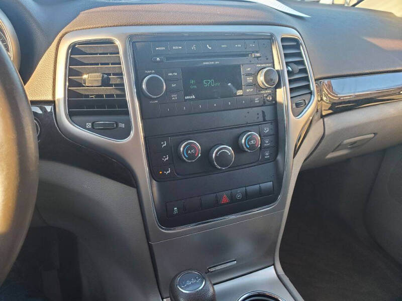 2011 Jeep Grand Cherokee Laredo