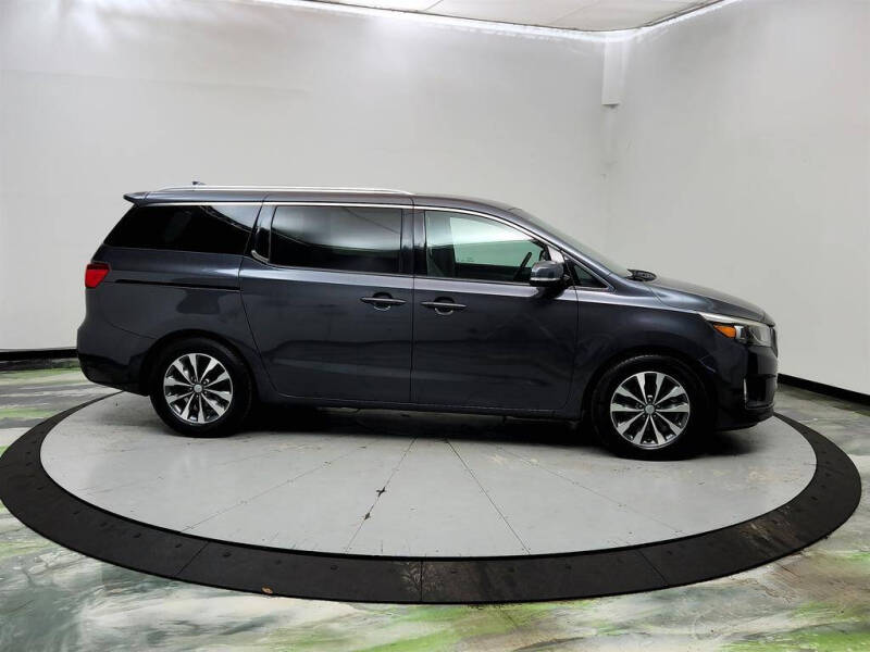 2016 Kia Sedona SX