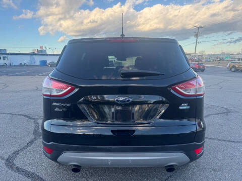 2015 Ford Escape SE