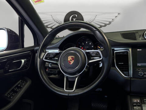 2018 Porsche Macan