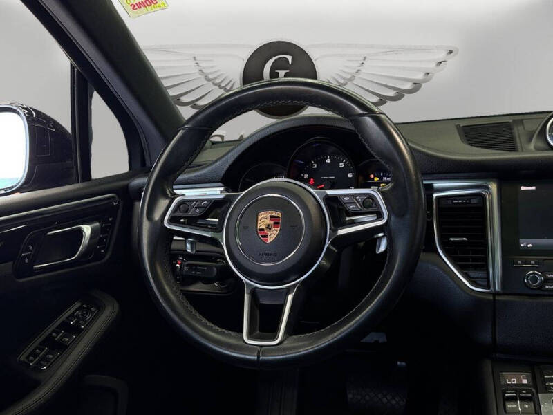 2018 Porsche Macan