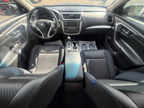 2016 Nissan Altima 2.5 SR