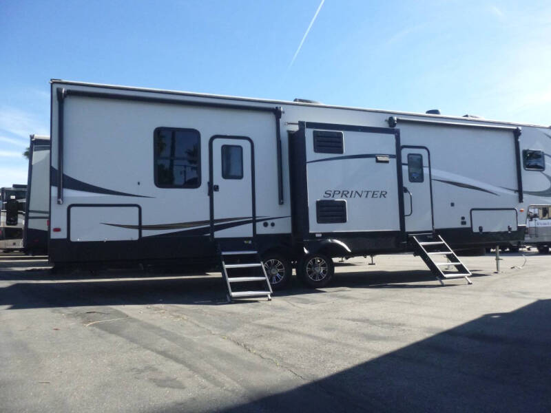 2021 Keystone RV ST35BH21