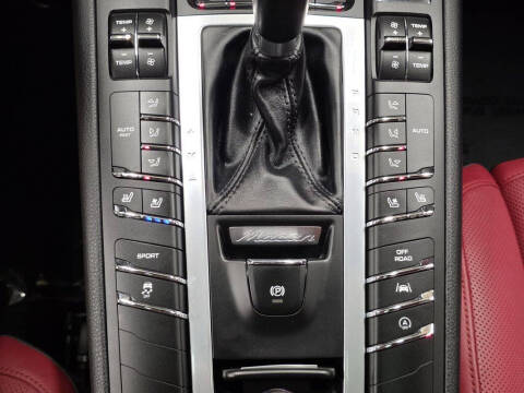 2016 Porsche Macan S