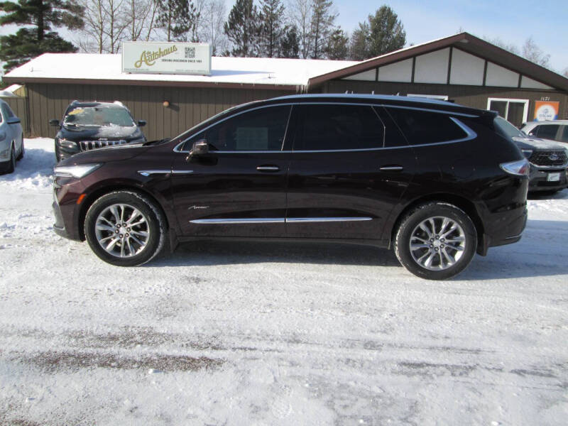 2022 Buick Enclave Avenir's photo