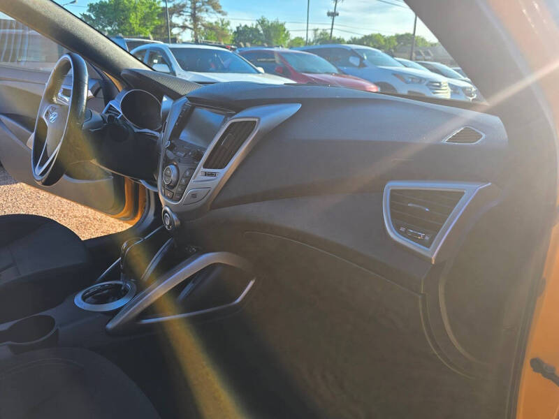 2017 Hyundai Veloster Value Edition