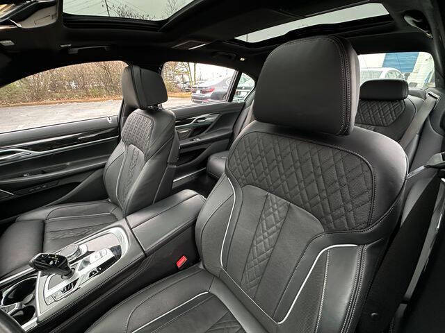 2020 BMW 7 Series 740i
