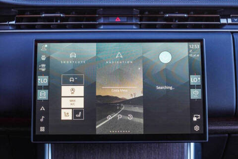 2025 Land Rover Range Rover P400 SE LWB