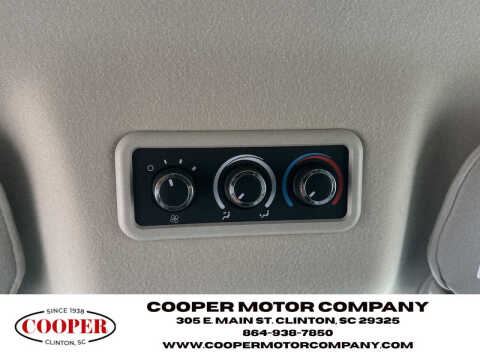 2025 Chevrolet Express LS 3500
