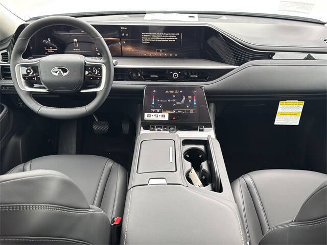 2026 Infiniti QX80 Pure