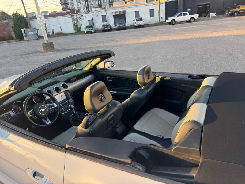 2020 Ford Mustang EcoBoost Premium