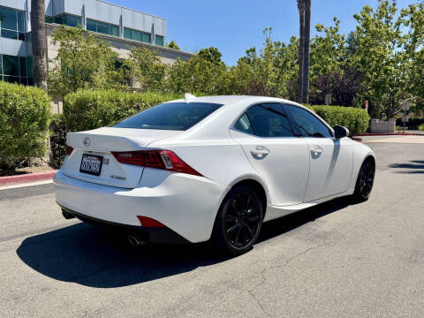 2016 Lexus IS 200t