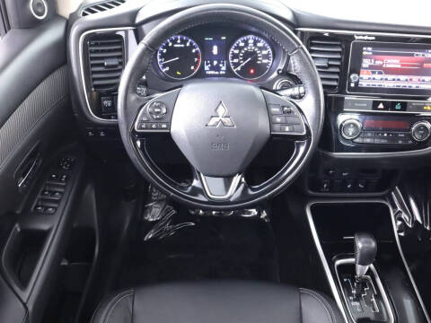 2019 Mitsubishi Outlander SEL