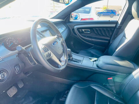 2016 Ford Taurus SEL