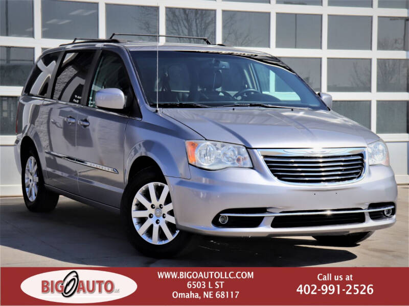 2016 Chrysler Town and Country for sale in Omaha, NE