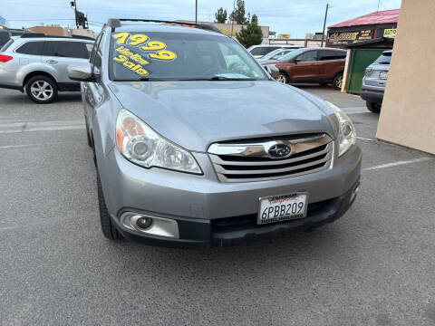 2010 Subaru Outback for sale at Showcase Luxury Cars II in Fresno CA