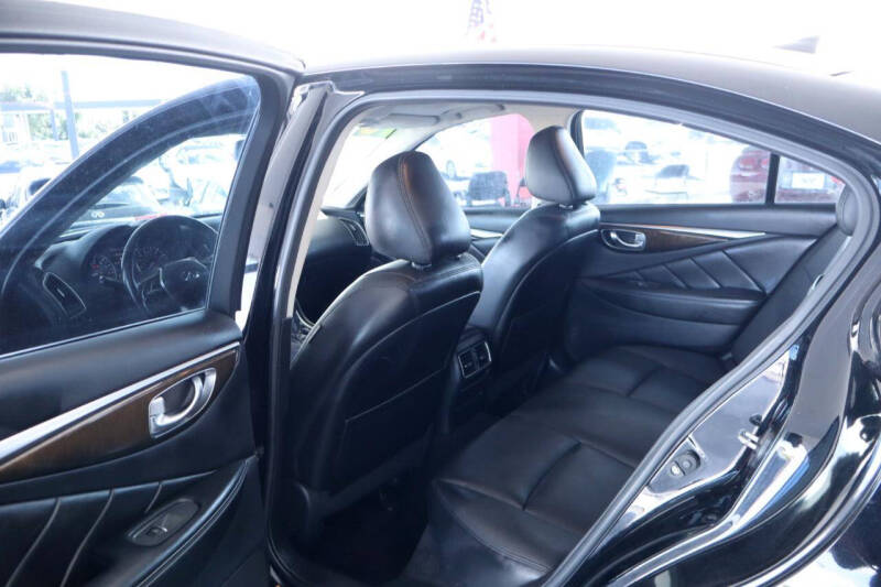 2018 Infiniti Q50