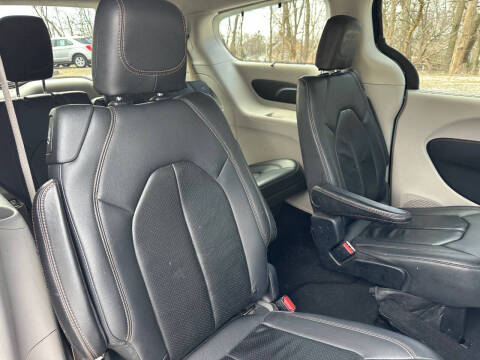 2018 Chrysler Pacifica Touring L