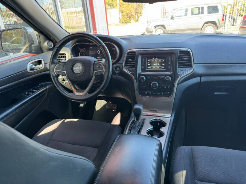 2016 Jeep Grand Cherokee Laredo