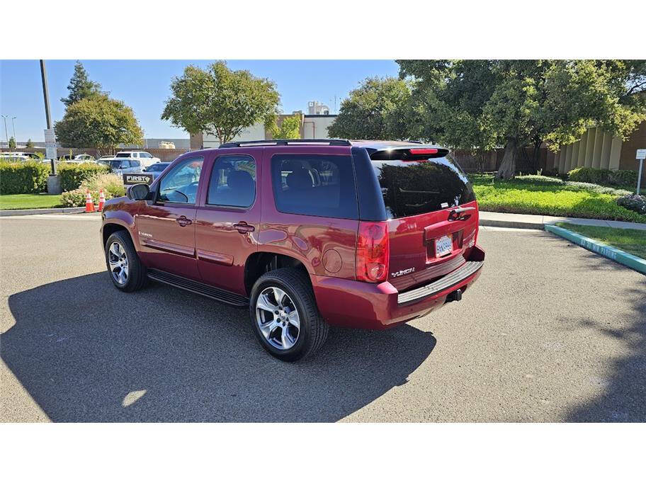 2007 GMC Yukon for sale at VIP AUTO SALES, INC. in Modesto, CA