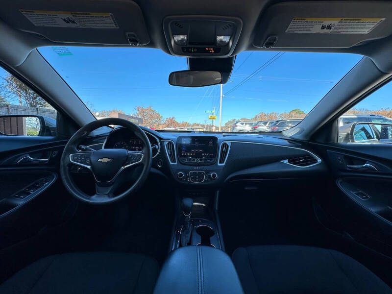 2022 Chevrolet Malibu 1LT photo 27