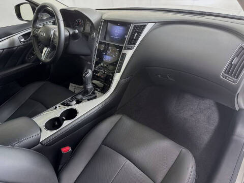 2022 Infiniti Q50 Luxe