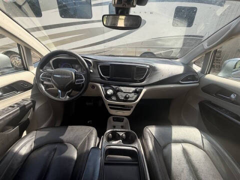 2020 Chrysler Pacifica Touring L