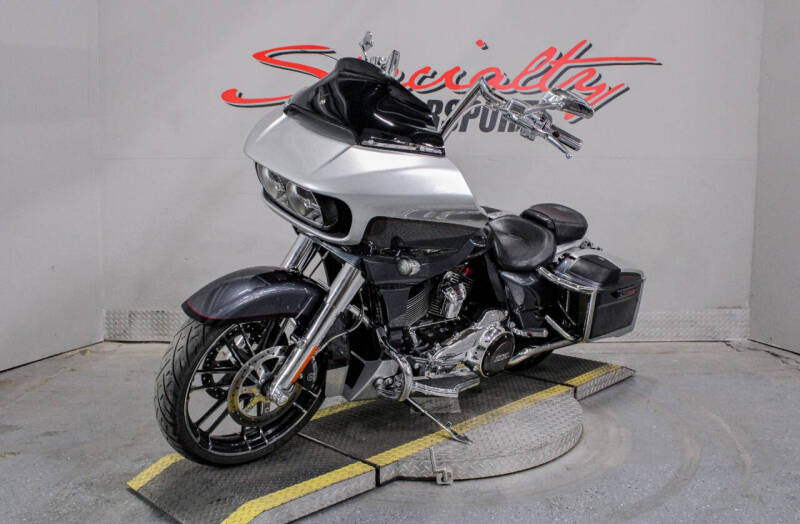 2019 Harley-Davidson CVO Road Glide