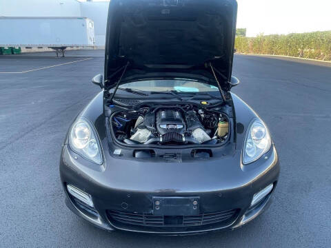 2012 Porsche Panamera Turbo