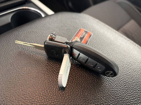 2024 Nissan Titan SV