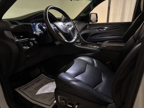 2018 Cadillac Escalade Platinum