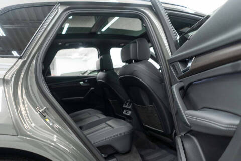 2024 Audi Q5 e quattro S line Prestg 55 TFSI