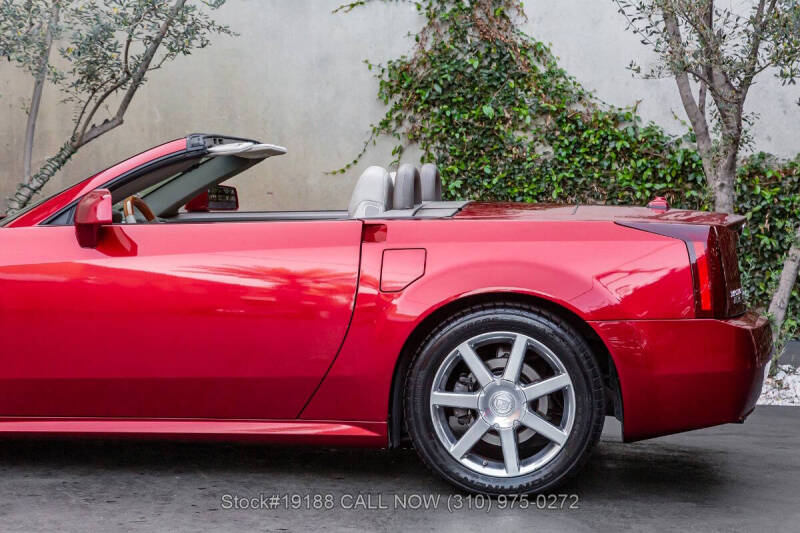 2005 Cadillac XLR