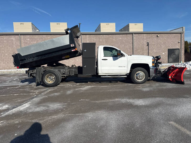 2017 Chevrolet Silverado 3500HD CC Work Truck