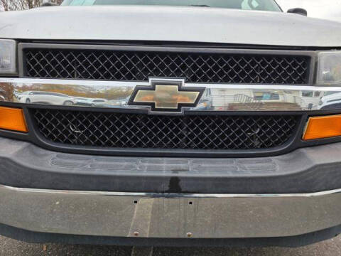 2017 Chevrolet Express LT 2500