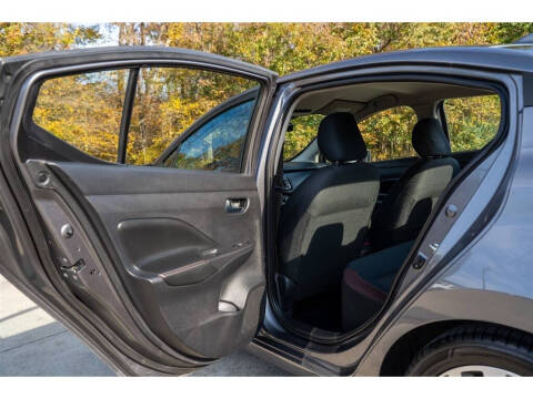 2020 Nissan Versa SR