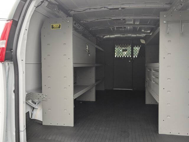 2025 GMC Savana 2500