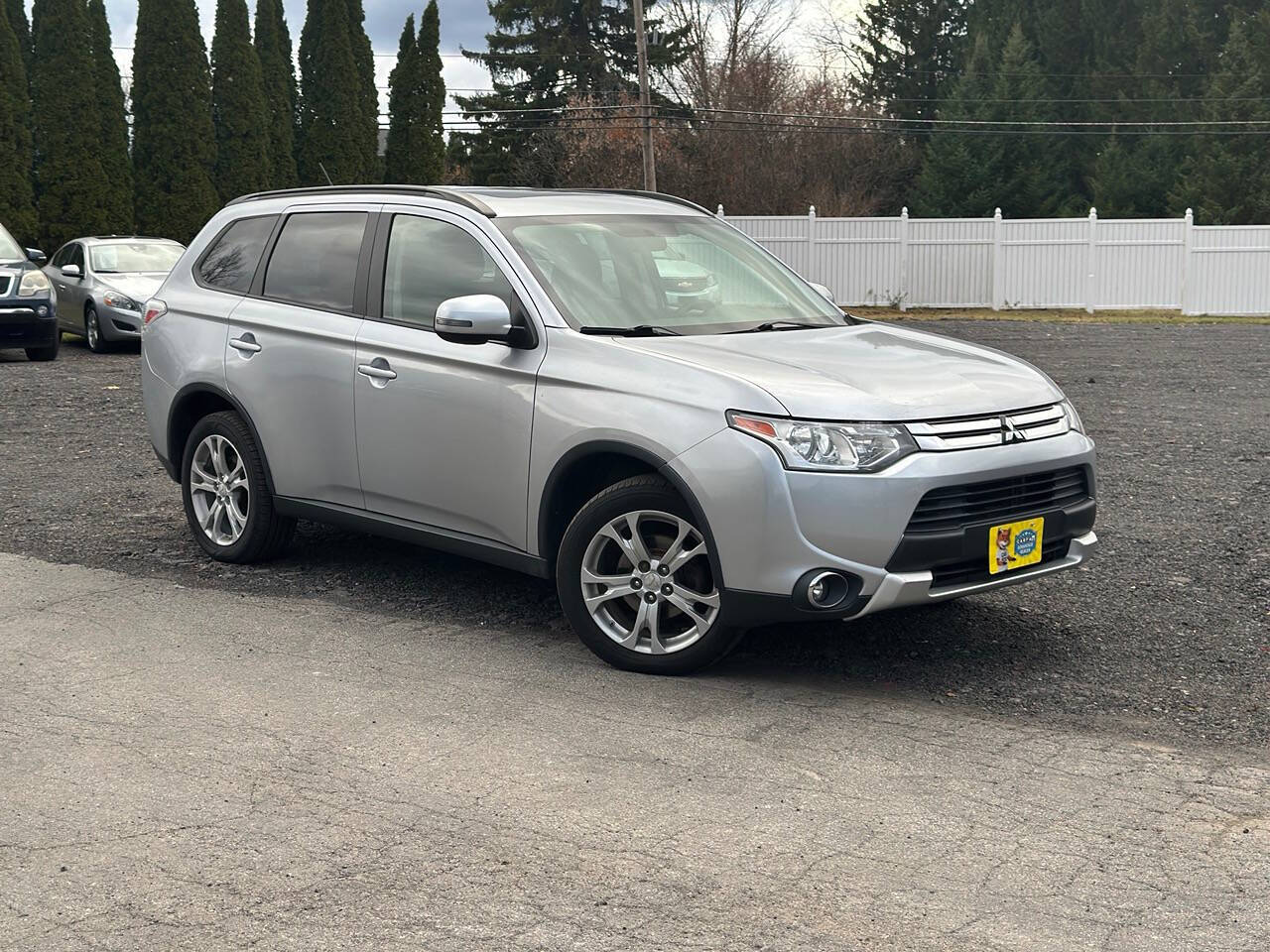 2015 Mitsubishi Outlander for sale at Town Auto Inc in Clifton Park, NY