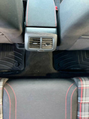 2016 Volkswagen Golf GTI