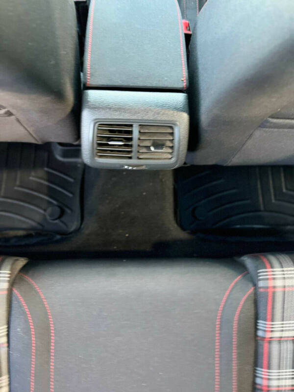 2016 Volkswagen Golf GTI