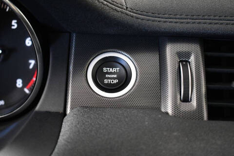 2019 Land Rover Range Rover Evoque SE Premium