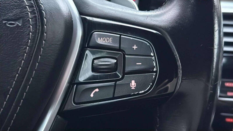 2018 BMW 5 Series 530i