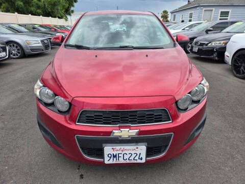 2016 Chevrolet Sonic LT Auto
