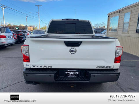 2017 Nissan Titan