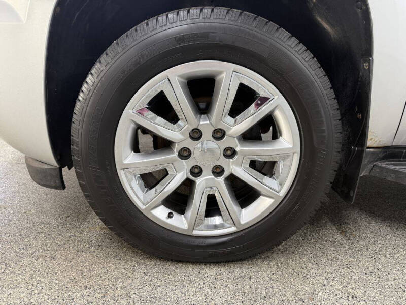 2013 Chevrolet Avalanche LTZ Black Diamond