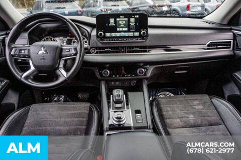 2024 Mitsubishi Outlander SE