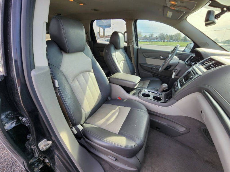 2015 GMC Acadia SLE-2